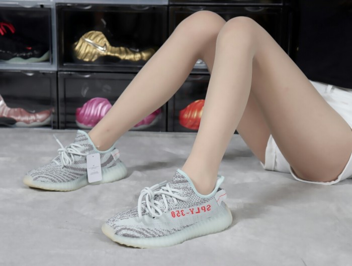 adidas Yeezy Boost 350 V2 Blue Tint