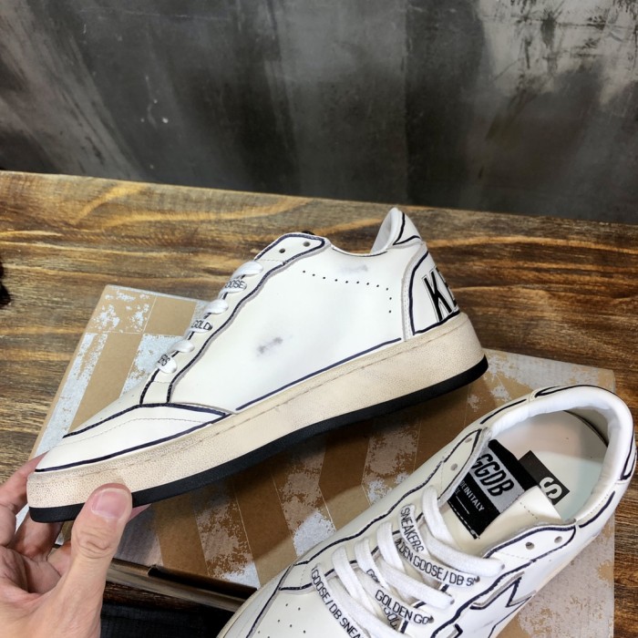 Golden Goose Superstar distressed-finish sneakers 15