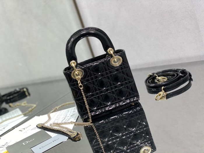 Handbag Dior size 17 cm