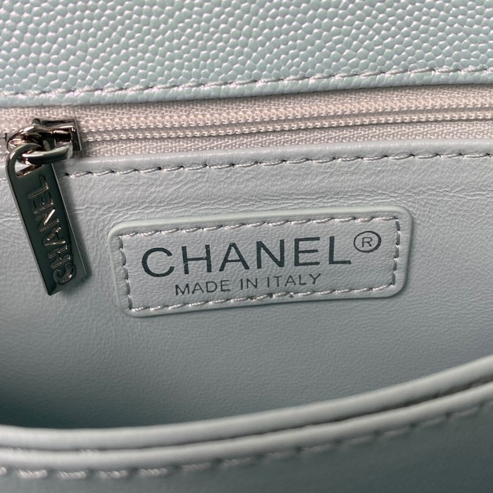 Handbag Chanel 92990 size 23 cm