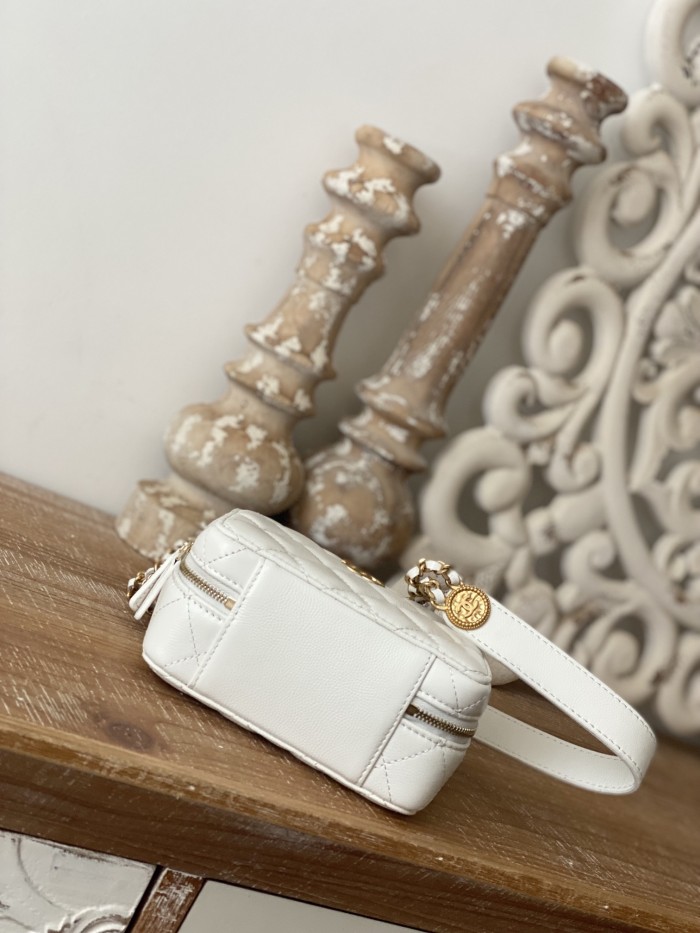 Handbag Chanel 2858 size 14x10x7 cm