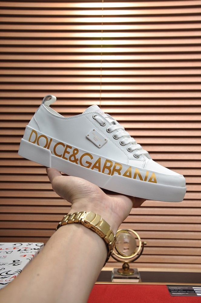 Dolce & Gabbana Low Tops Sneakers 111