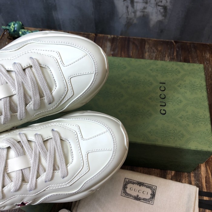Gucci Rhyton sneaker 14