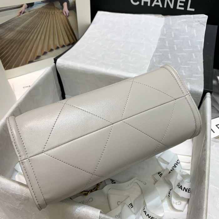 Handbag Chanel AS2750 size 23 21 11 cm