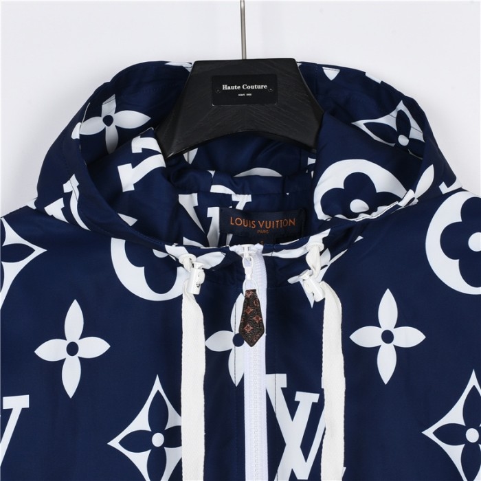 Clothes Louis Vuitton 333