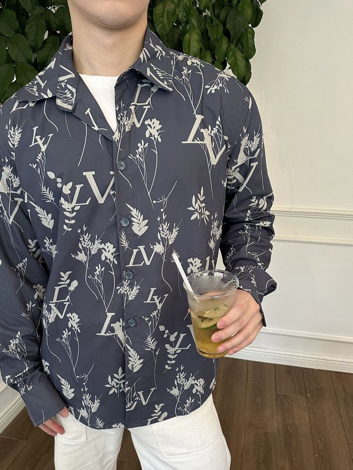 Clothes Louis Vuitton 370
