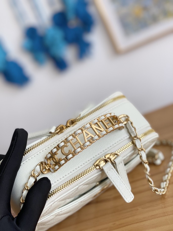 Handbag Chanel AP3222 size 19*13.5*7* cm