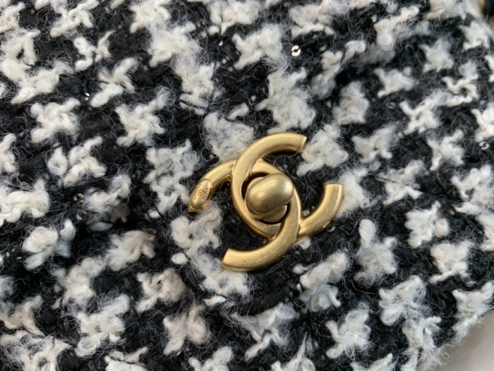 Handbag Chanel 99204 size 17*14.5*7.5* cm