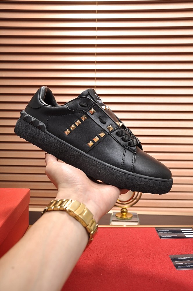 Valentino Garavani Rockstud Untitled calfskin sneaker 13