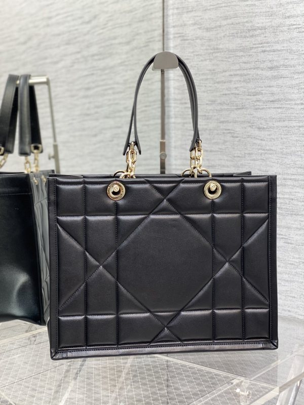 Handbag Dior size 36.5*28*17 cm