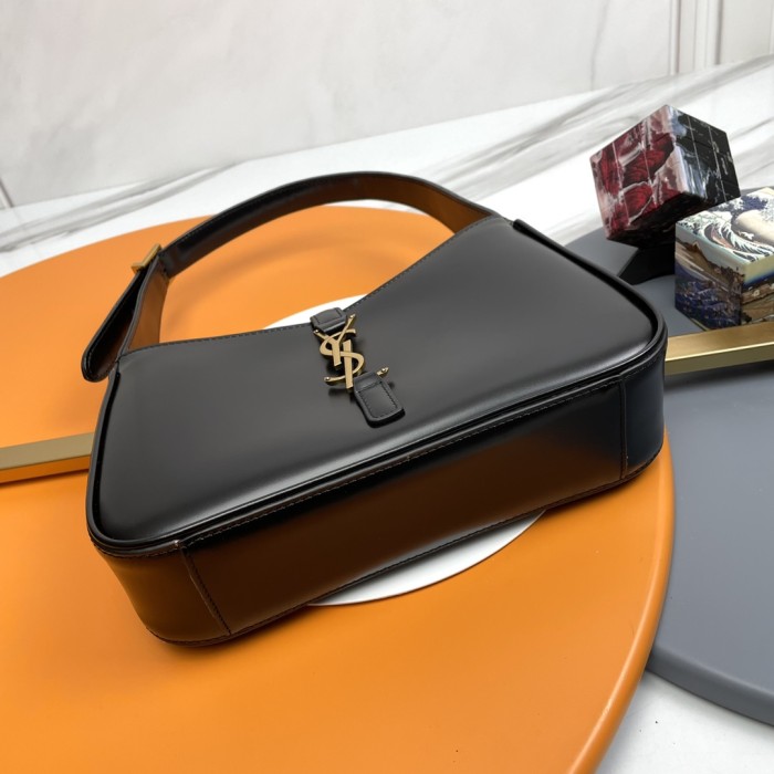 Handbags SAINT LAURENT 657228 size 25X14X6 cm