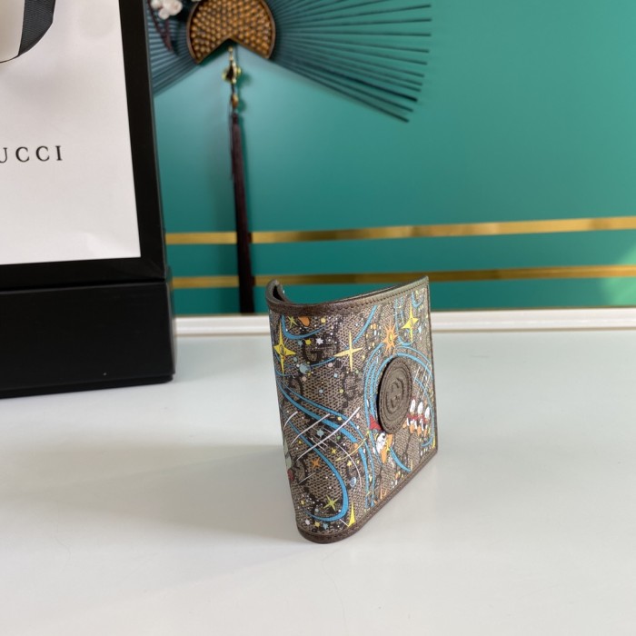 Handbag Gucci 647937 size 11*9*1.5 cm