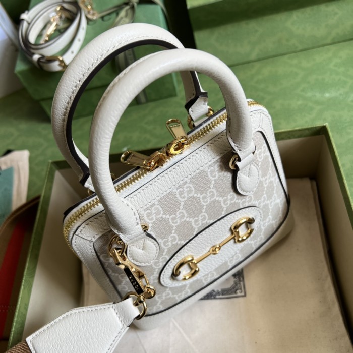 Handbag Gucci 677212 size 20*19.5*7.5 cm