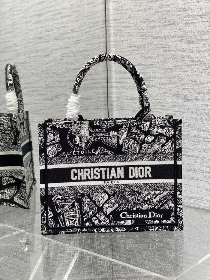Handbag Dior size 26*8*22 cm