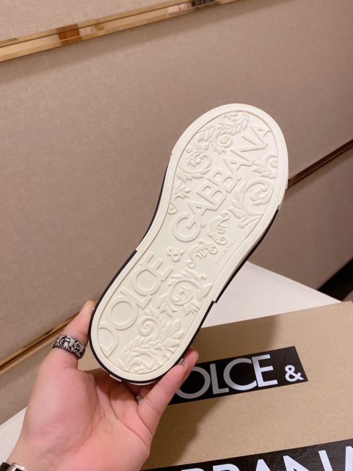 Dolce & Gabbana High-Tops chunky sneakers 14