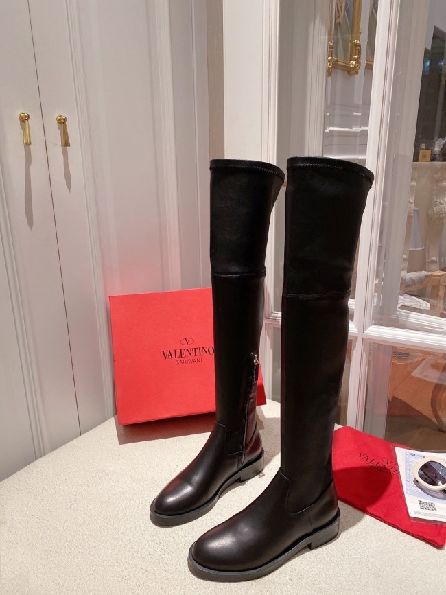 VALENTINO GARAVANI Roman Stud WOMEN 22