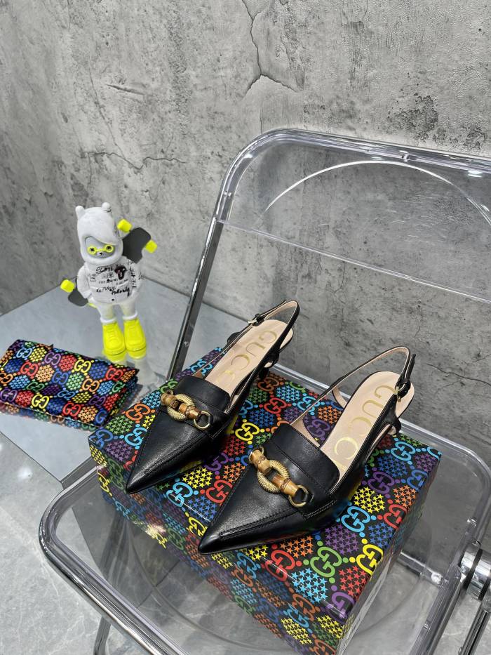 Gucci Women's crocodile print pump WOMEN 4