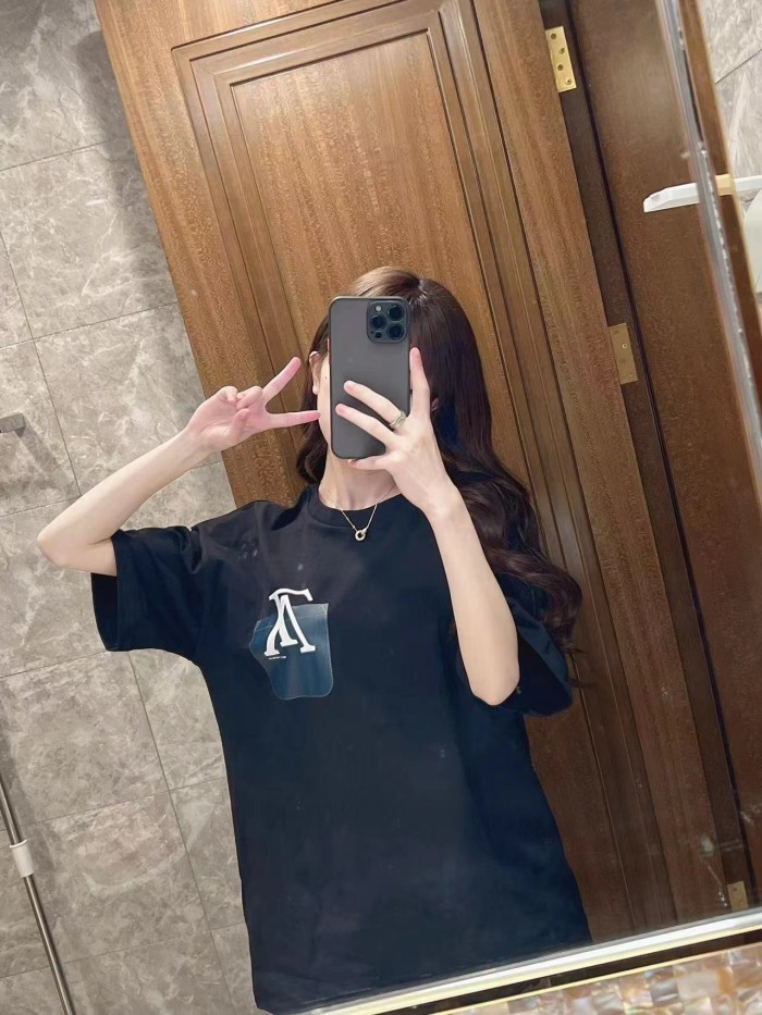 Clothes Louis Vuitton 287