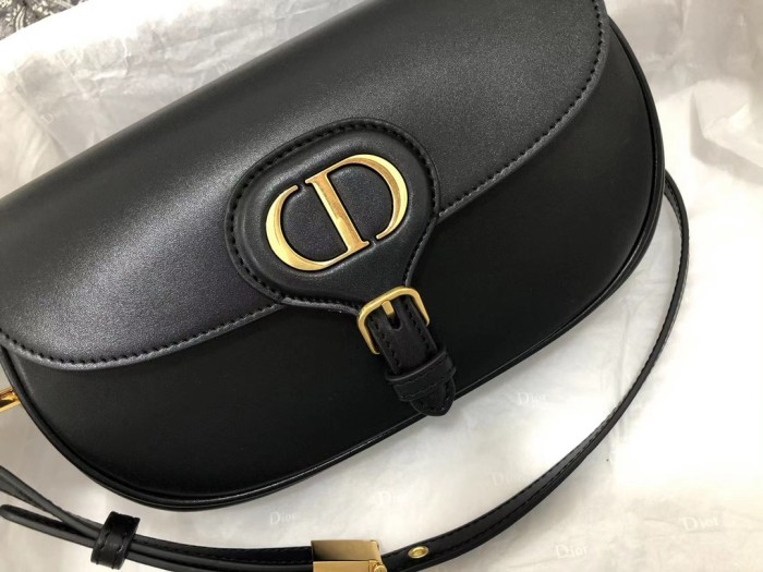 Handbag Dior M9327 size 22 x 13 x 5 cm