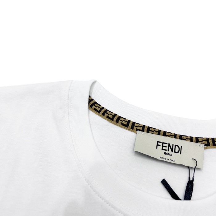 Clothes Fendi 22