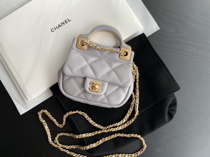 Handbag Chanel 2271 size 12 cm