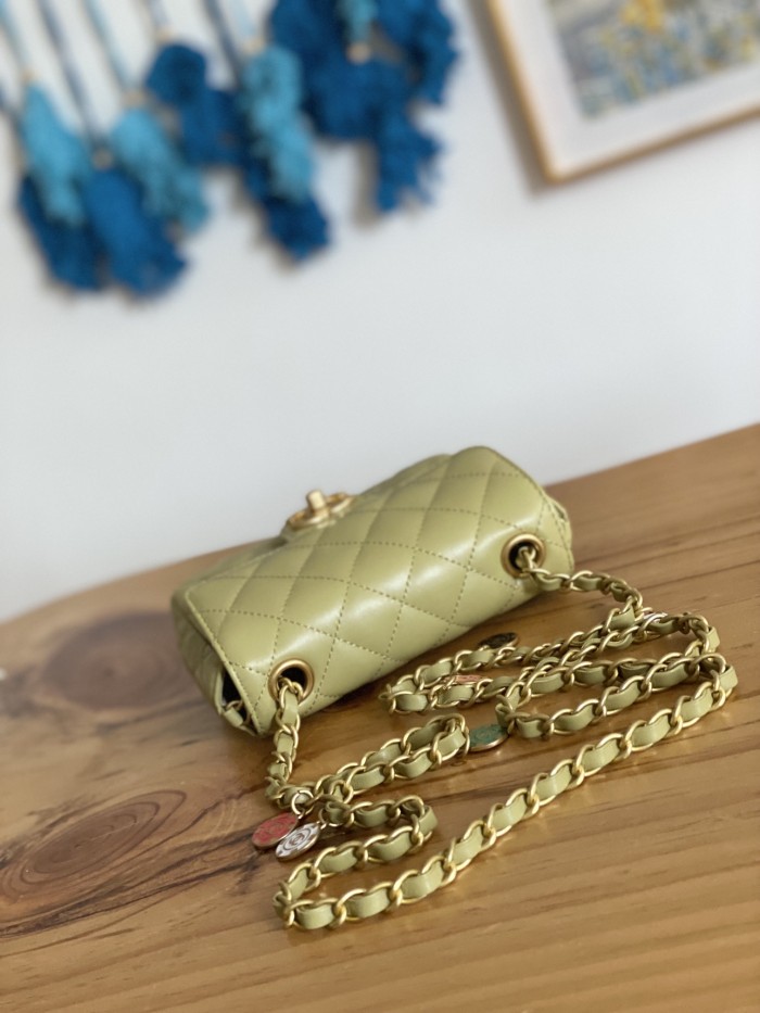 Handbag Chanel AS3738 size 12.5*16*6 cm