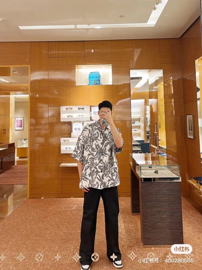 Clothes Louis Vuitton 80