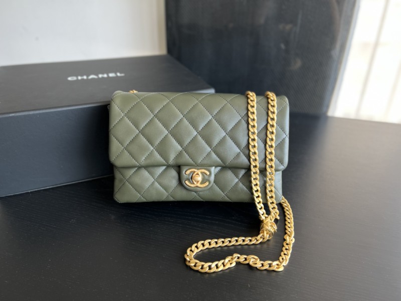 Handbag Chanel 3393 size 16cmx25cm10 cm