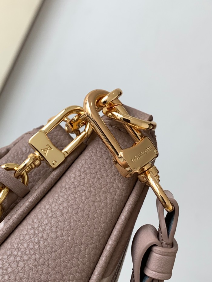 Handbag Louis Vuitton 45777 size 23.5×13×4.5 cm