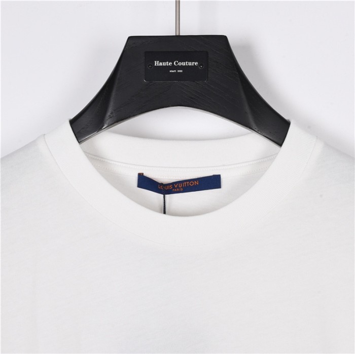 Clothes Louis Vuitton 444