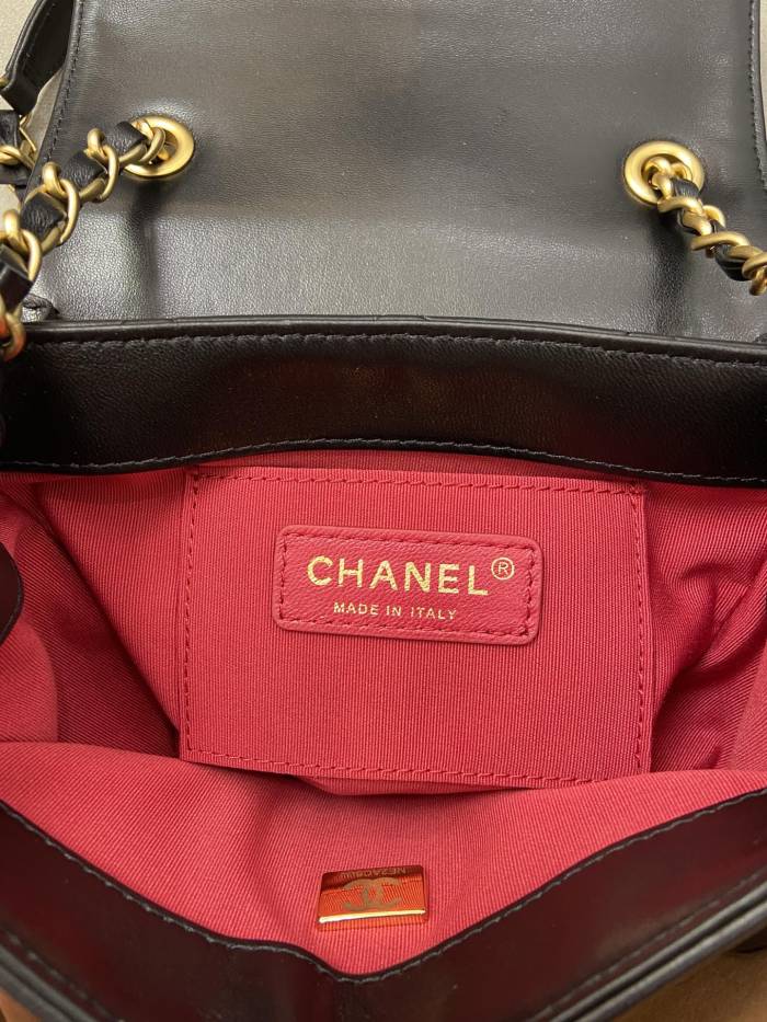 Handbag Chanel AS2633 size 18 7 12 cm