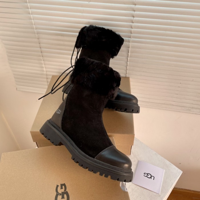 UGG Sneaker 47