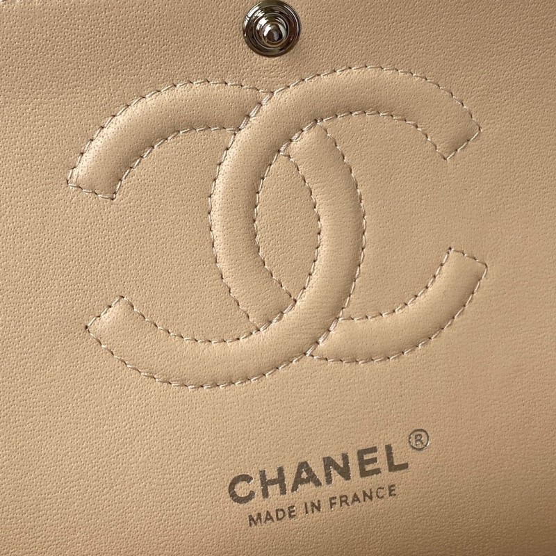 Handbag Chanel A01112 size 15.5x25.5x6.5 cm