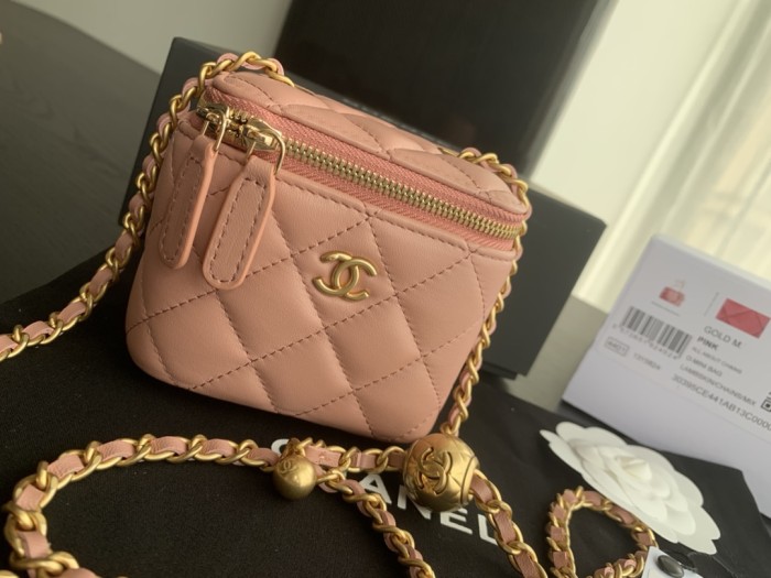 Handbag Chanel size 8.5cmx11cmx7 cm