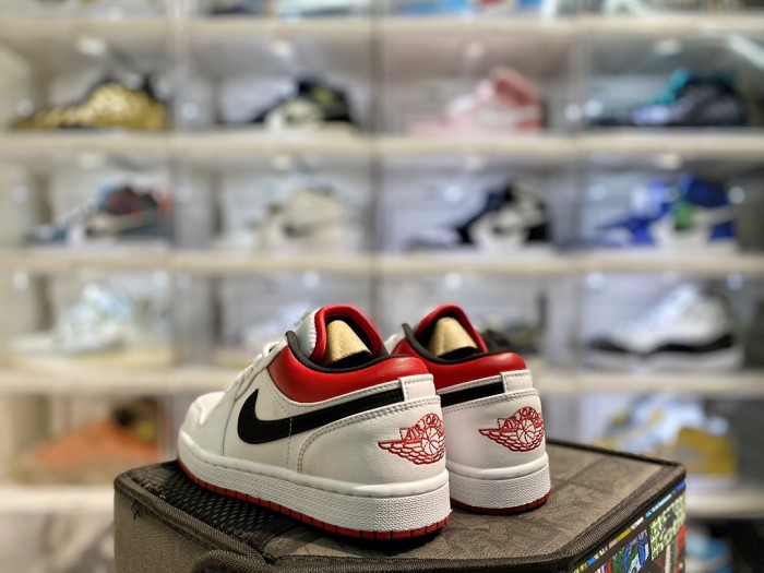 Jordan 1 Low White University Red Black