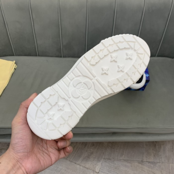 Louis Vuitton Squad sneaker 4