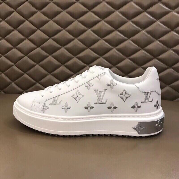Louis Vuitton Low Top sneaker 32