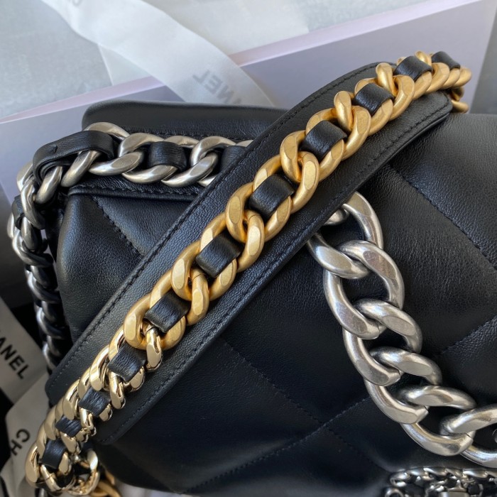 Handbag Chanel size 30cm