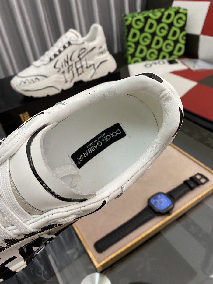 Dolce & Gabbana Low Tops Sneakers 76