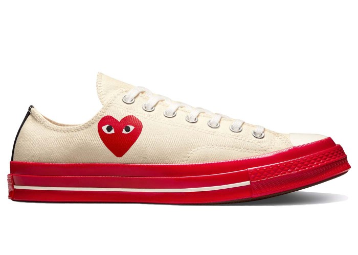 Converse Chuck Taylor All-Star 70 Ox Comme des Garcons PLAY Egret Red Midsole