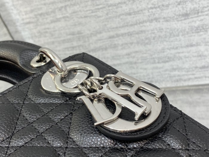 Handbag Dior size 17 cm