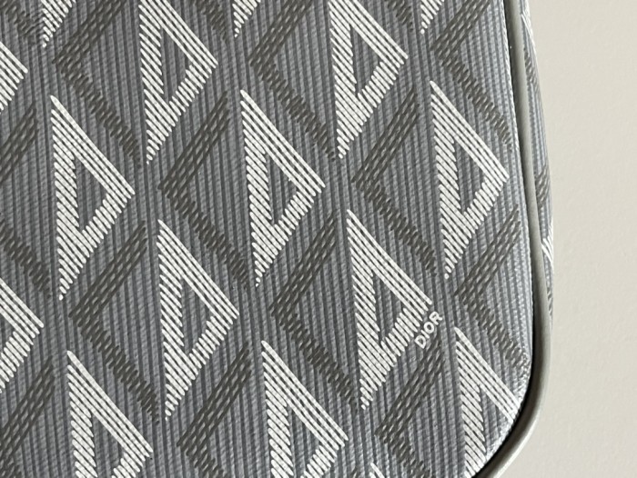 Handbag Dior D93305 size 26-19-4.5 cm