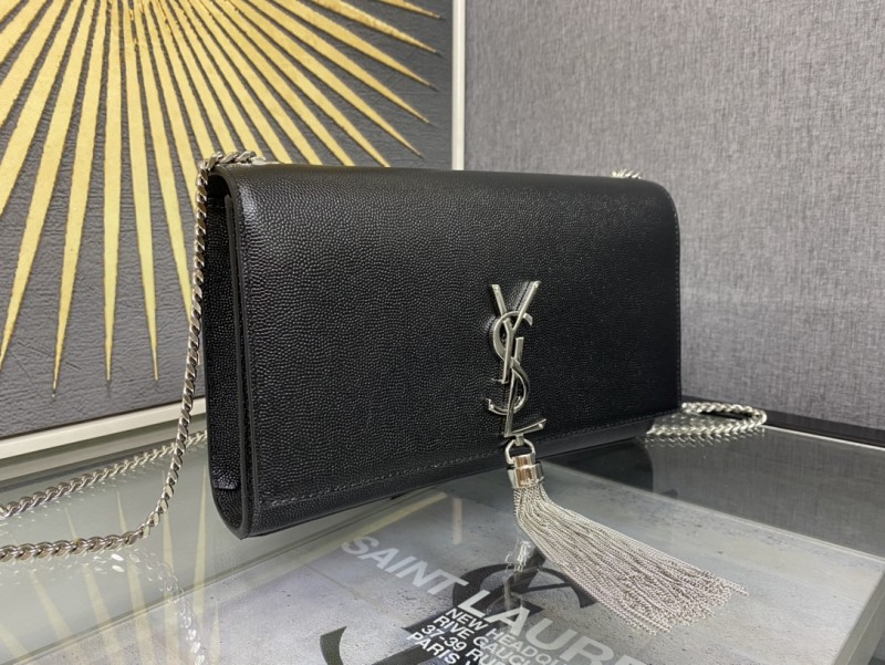 Handbags SAINT LAURENT 354119 size 24-5.5-15 cm