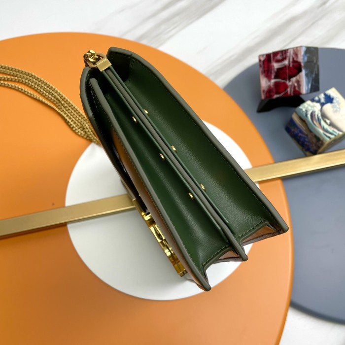 Handbags SAINT LAURENT 532750Zx size 22x16.5x5.5 cm