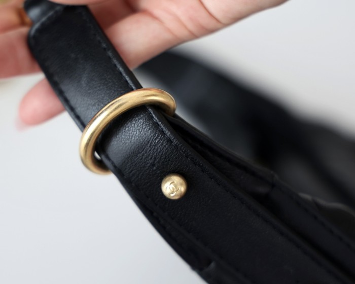 Handbag Chanel AS2910 size 28x17x9 cm