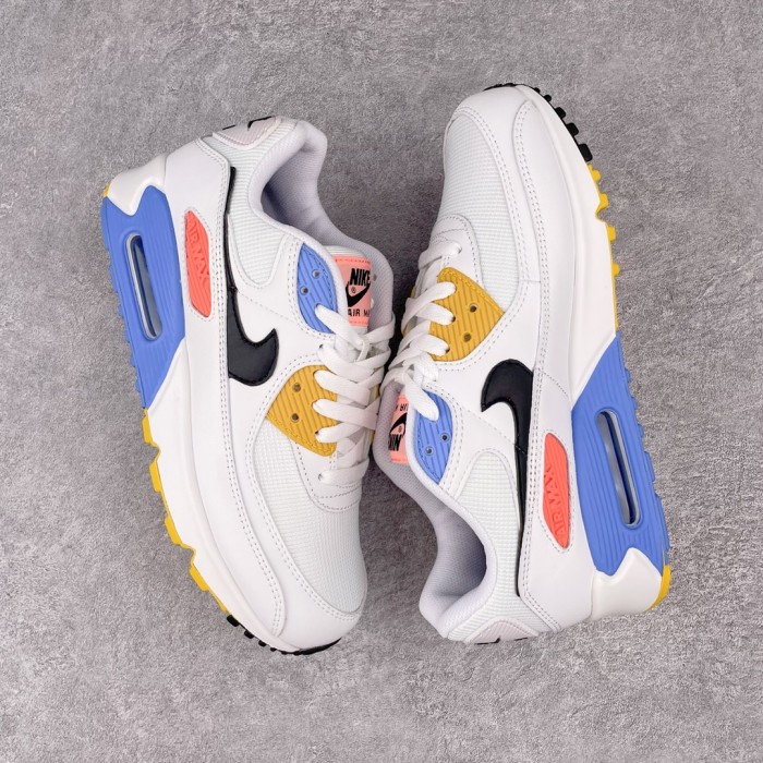 Nike Air Max 90 Sneaker 15