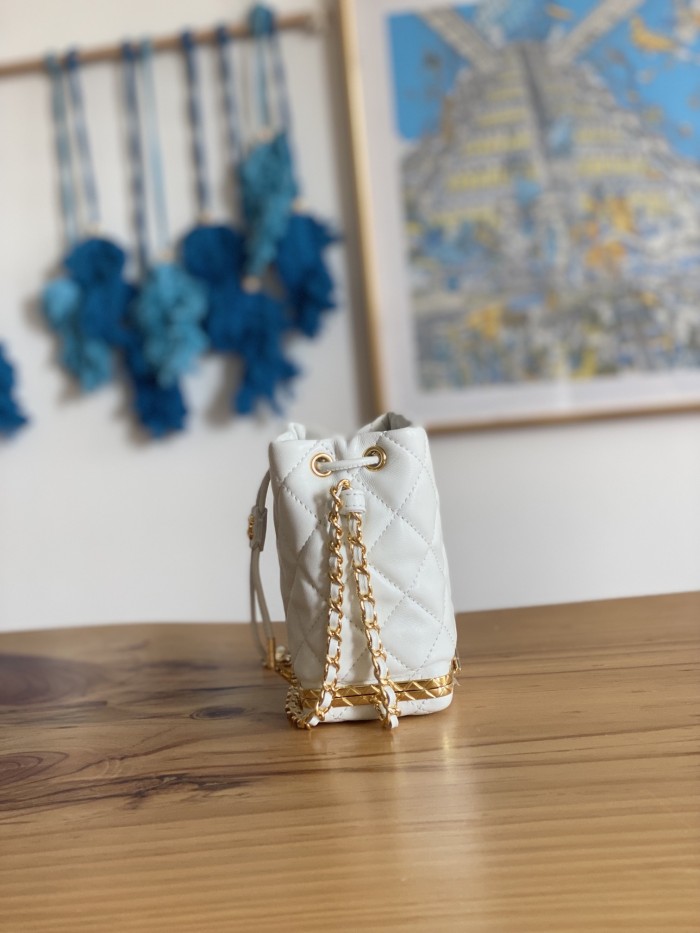 Handbag Chanel 2750 size 14*11*8 cm