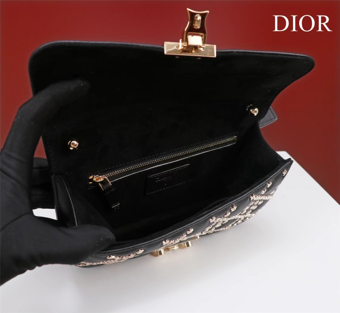 Handbag Dior size 21*3*13 cm