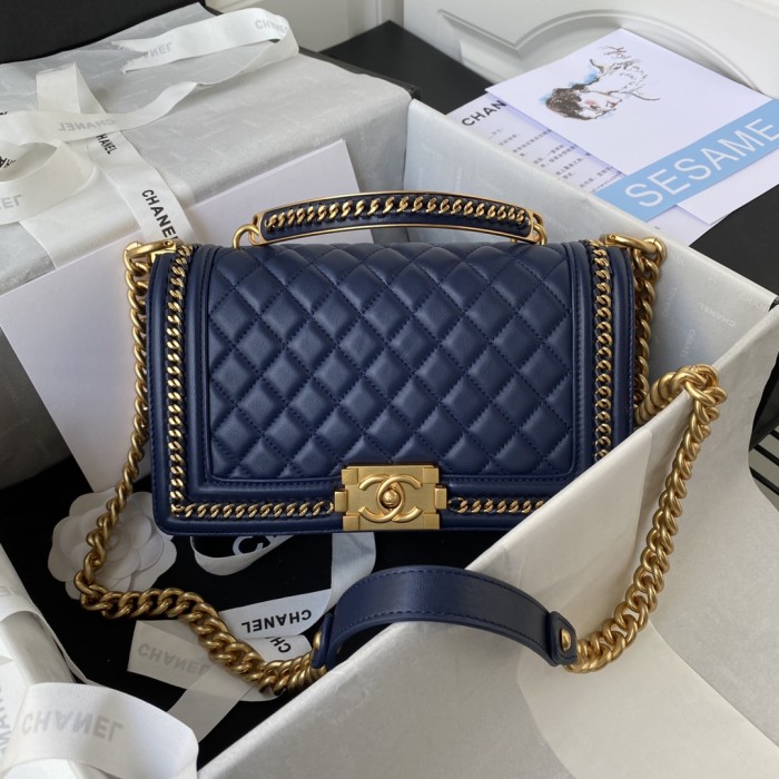 Handbag Chanel size 20/25 cm