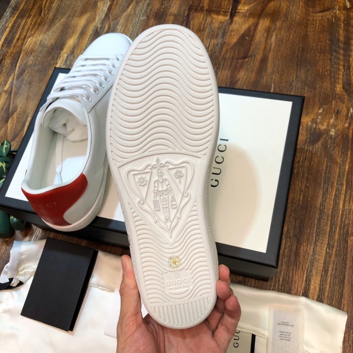 Gucci Ace embroidered sneaker 62
